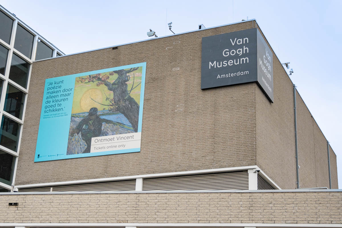 façade du Musée Van Gogh